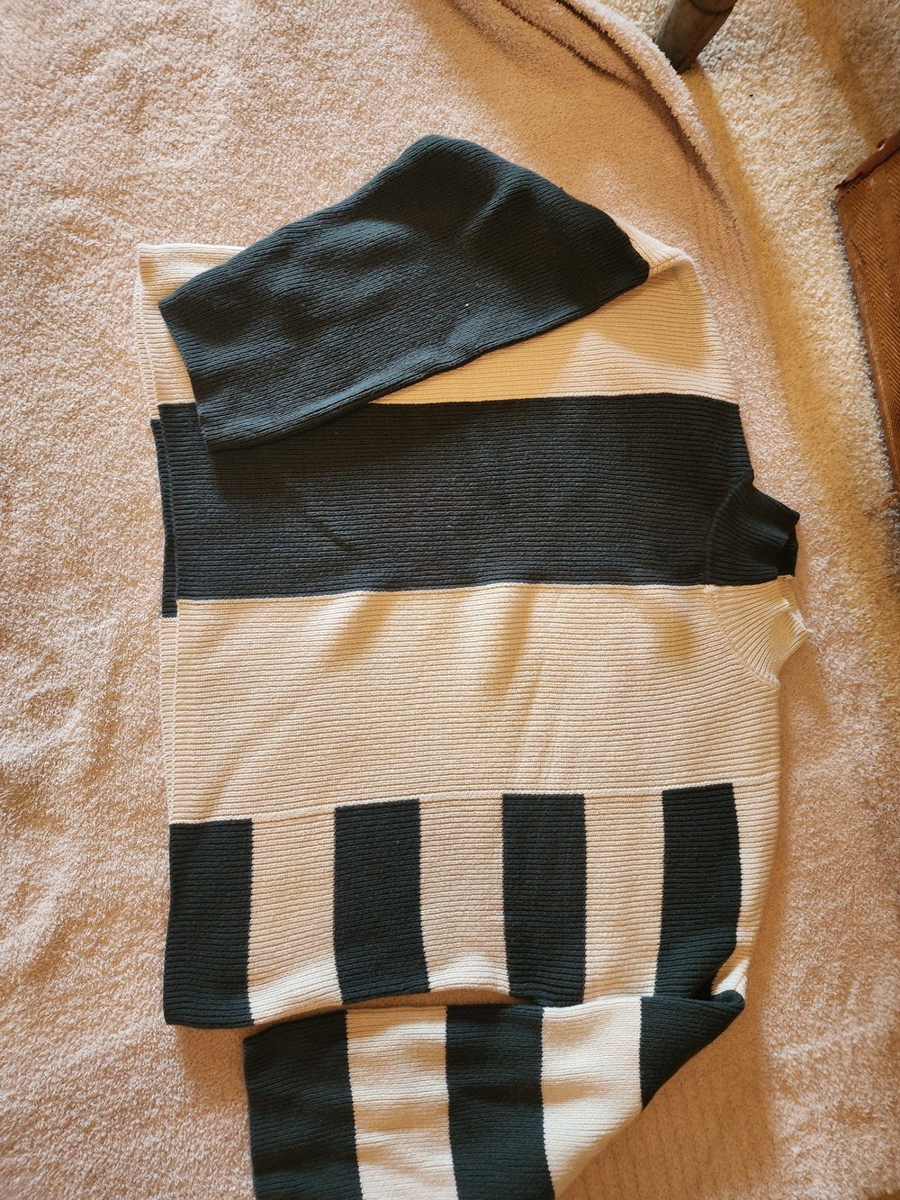 Blu Pepper Women's Crewneck Striped Sweater - Black and Cream